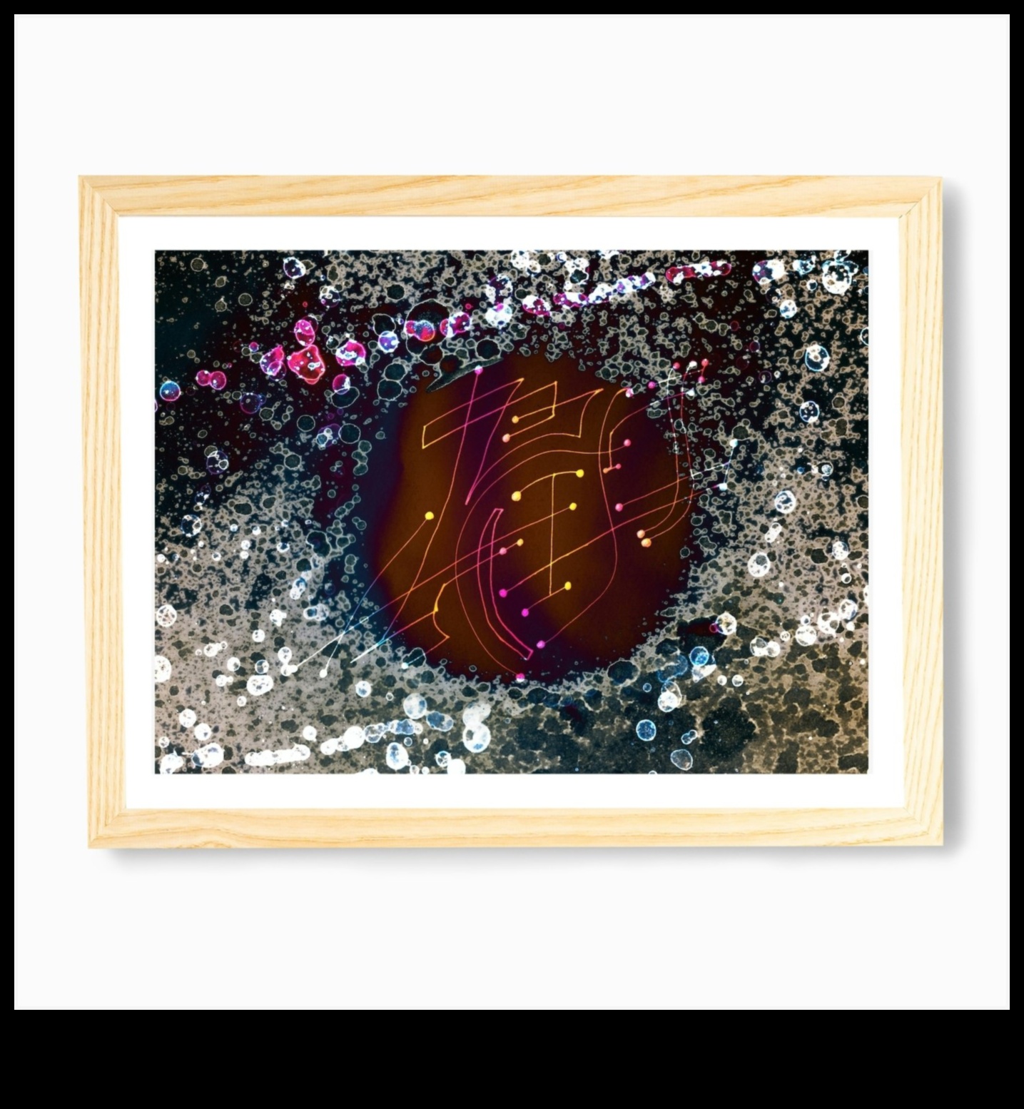 Abstract Euphoria: Η Χαρούμενη Γιορτή της Καλλιτεχνικής Ελευθερίας