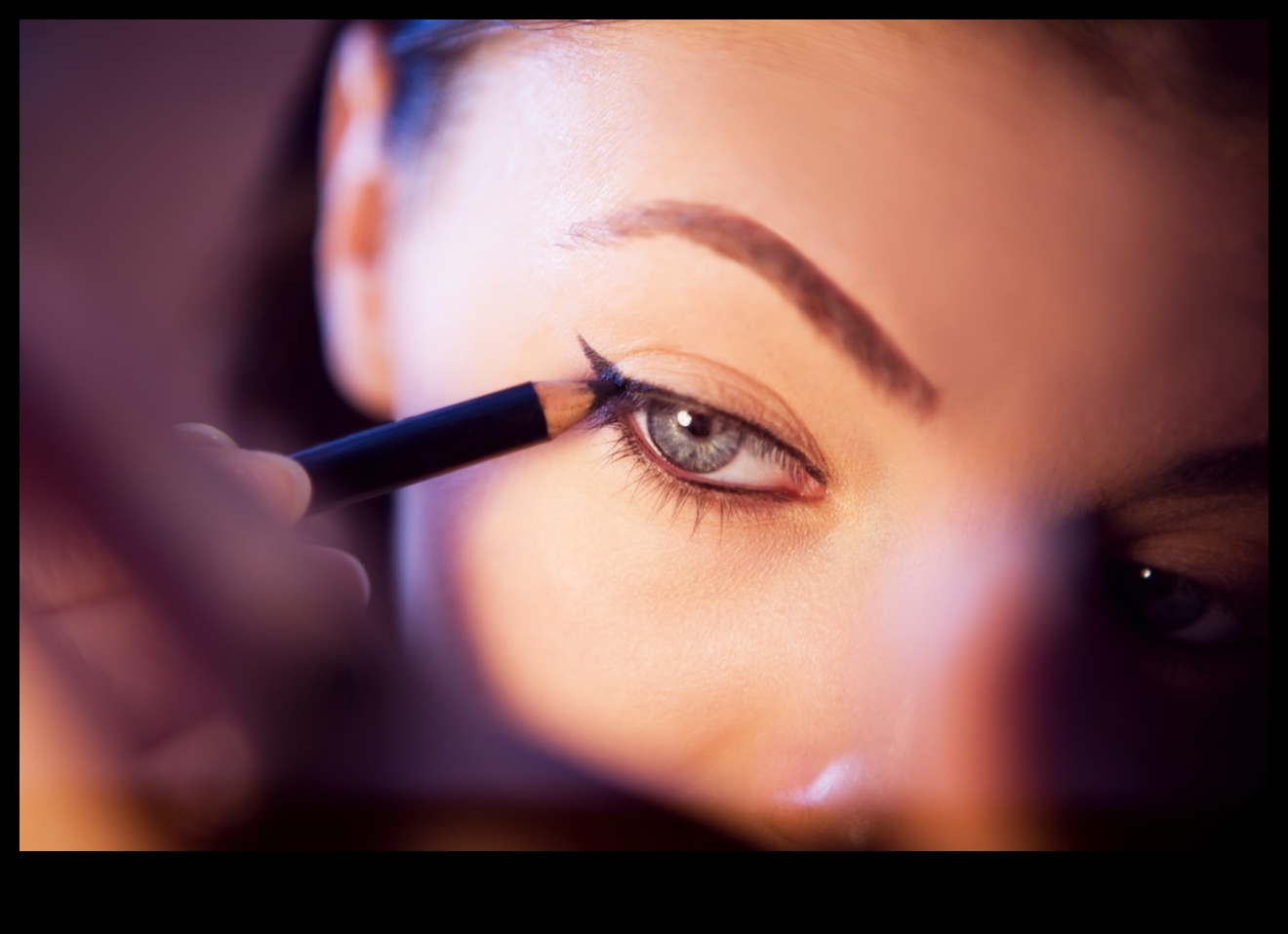Line and Define: The Ultimate Guide to Eyeliner Mastery
