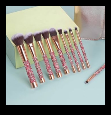 Glamorous Gems Μια πολυτελής εμφάνιση για τα εργαλεία μακιγιάζ σας 2 Glamorous Gems: Εξερευνώντας Εργαλεία Μακιγιάζ με Έντεχνα Κοσμήματα για τους λάτρεις της πολυτέλειας