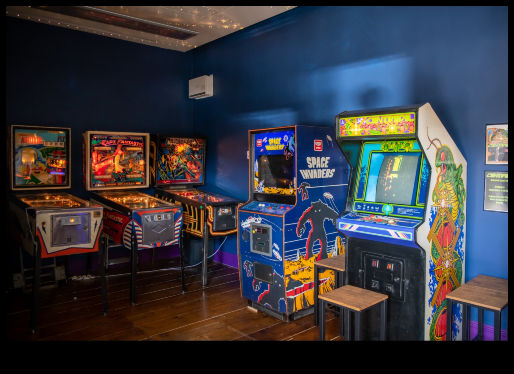 Ρετρό Διακόσμηση Δωματίου Παιχνιδιών για Νοσταλγία