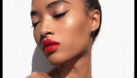 Faves Foundation: Προϊόντα Go-To καλλιτεχνών μακιγιάζ διασημοτήτων